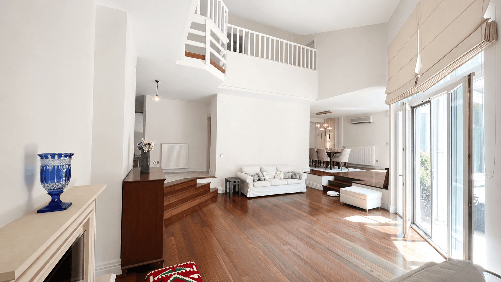 Villa photo 1
